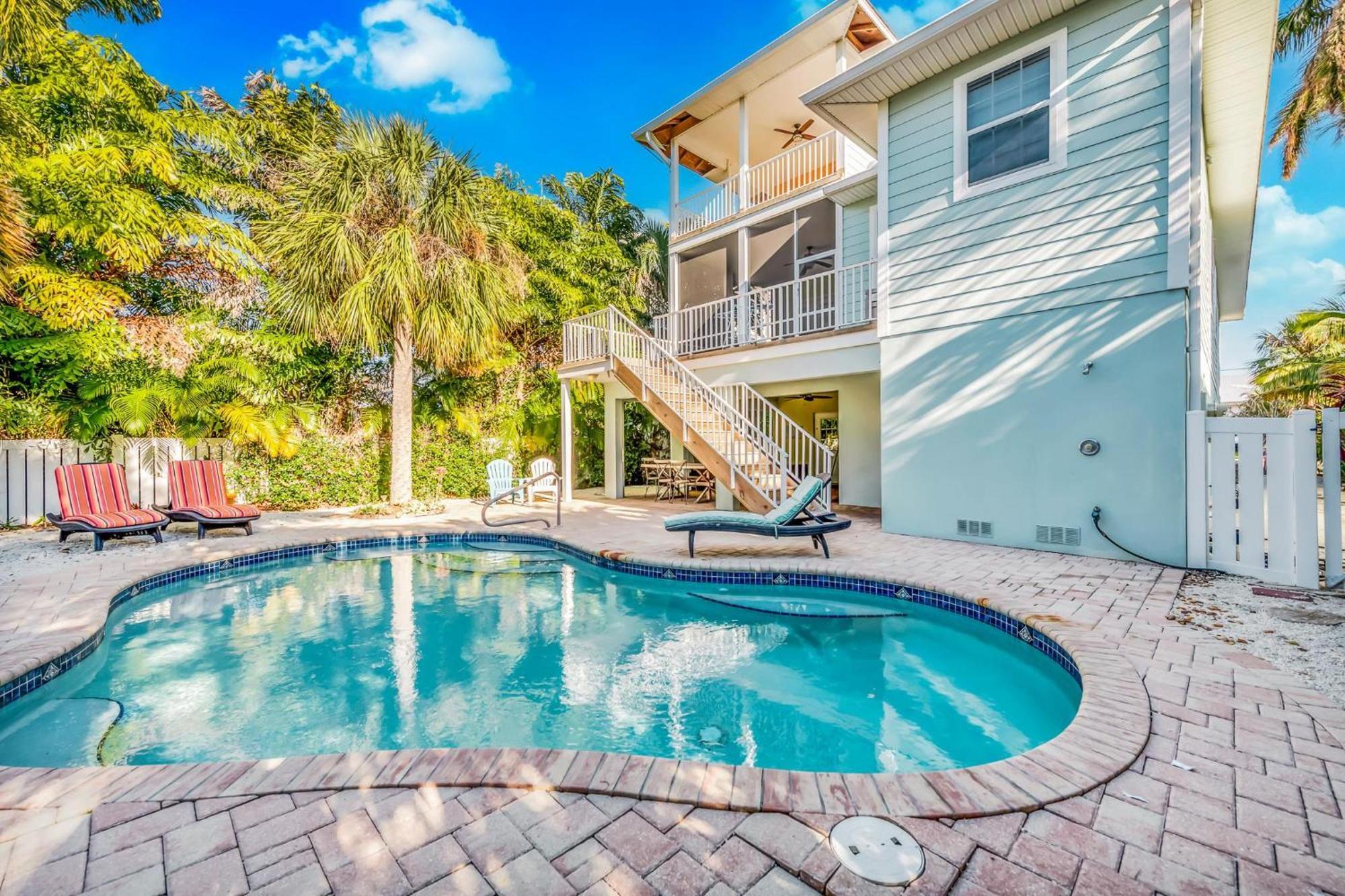 Flip Flops And Fish Tales Villa Anna Maria Luaran gambar